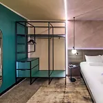 Отель Novotel Centrum 4*