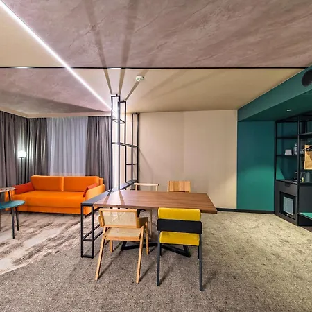 Novotel Centrum Hotel 4*