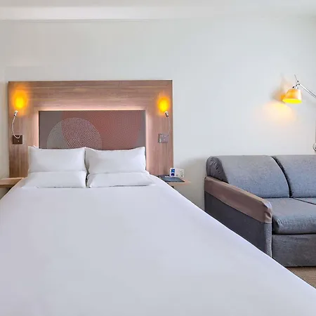 Hotell Novotel Centrum 4*