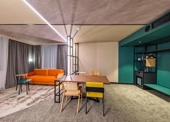 Novotel Centrum Hotel 4*